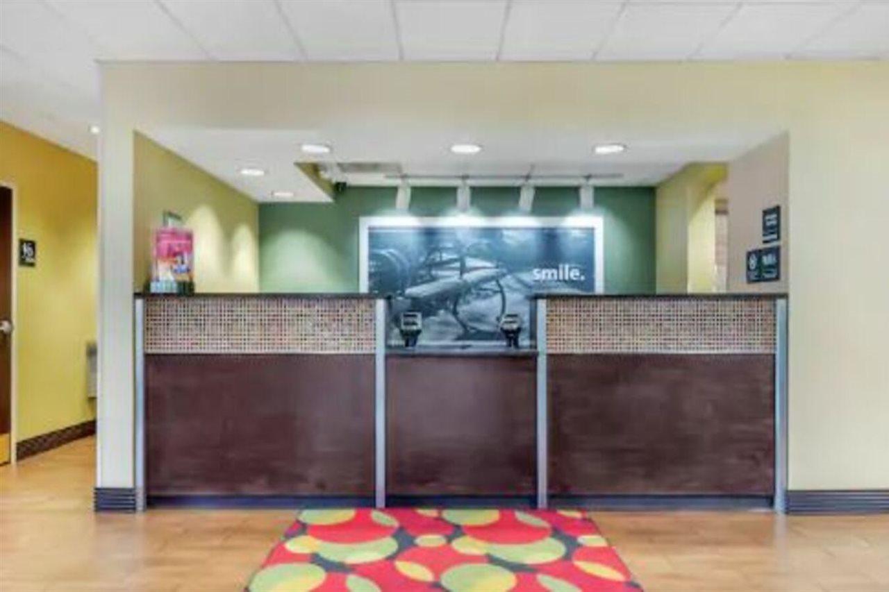 Hampton Inn Brookhaven Exterior foto
